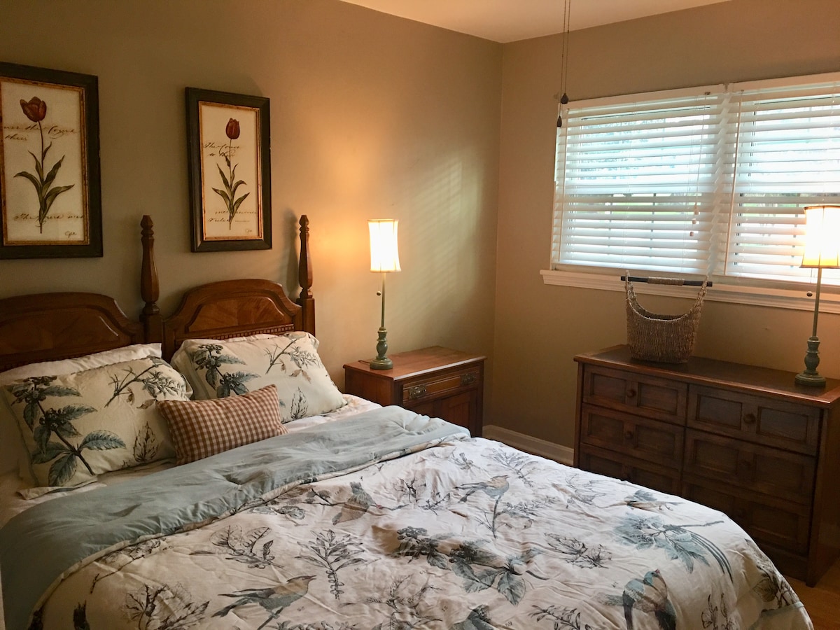 חדר שינה 3, קווין