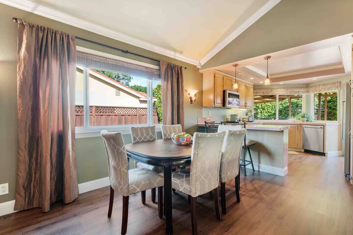 Redwood Shores Private Residence; Hot Tub,Fire Pit gallery image 4