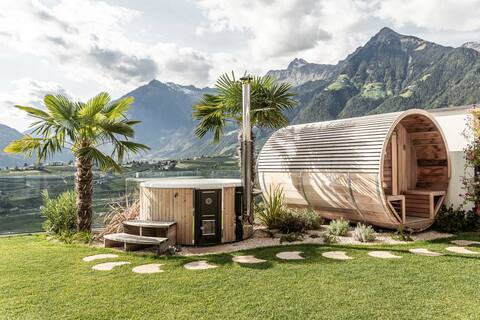 Romy & Johannes Guesthouse #localforawhile
