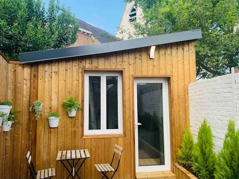 Mino Studio, within walking distance of Pierre Mauroy Stadium