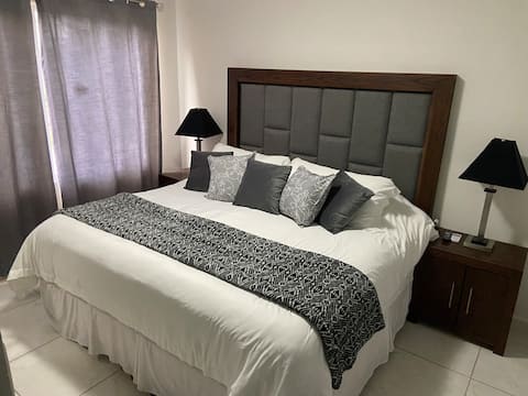 3 Spacious and modern, good location