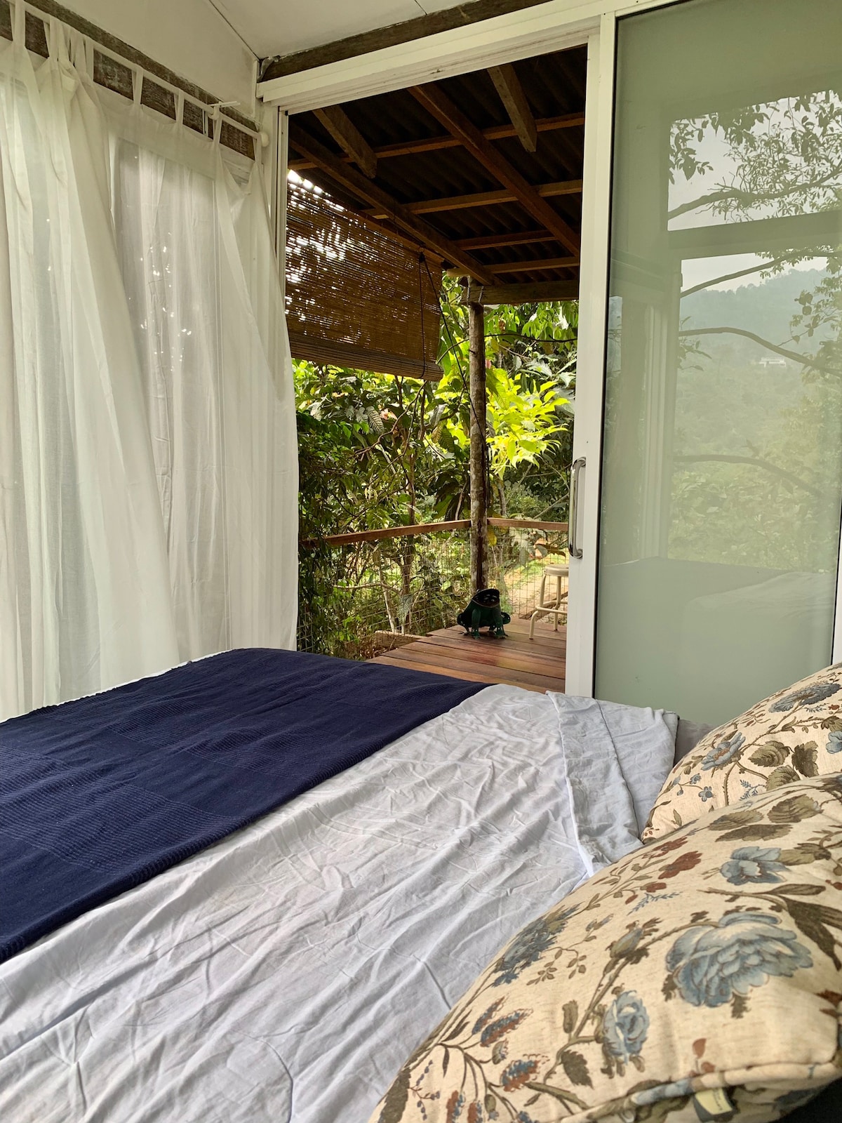 Vista de la habitación a la terraza