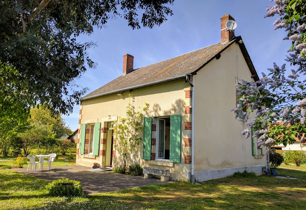 à la campagne ( GITE ) Maisons à louer à La ChapelleMontlinard, Centre, France