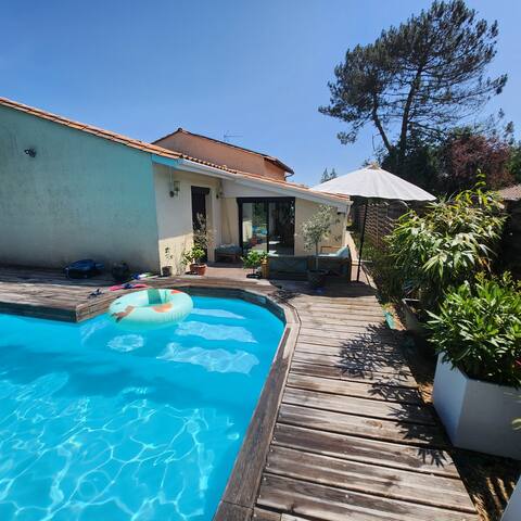 Maison proche Bordeaux-Portes du Medoc-Piscine gallery image 3