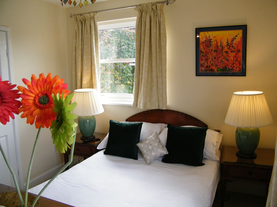 Crescent Room at Belvoir Lodge