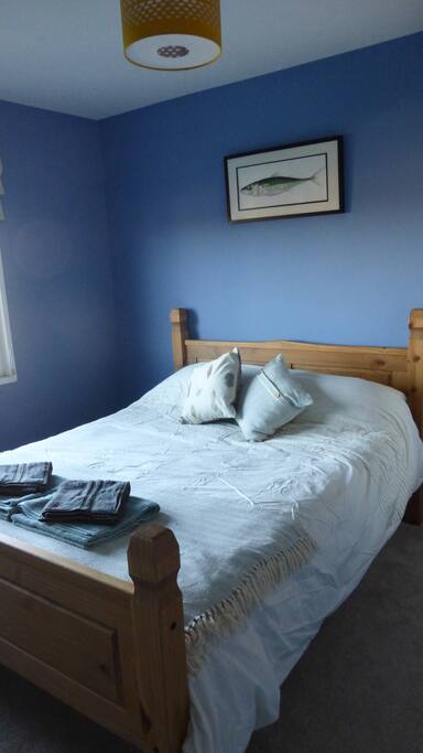 King size bed