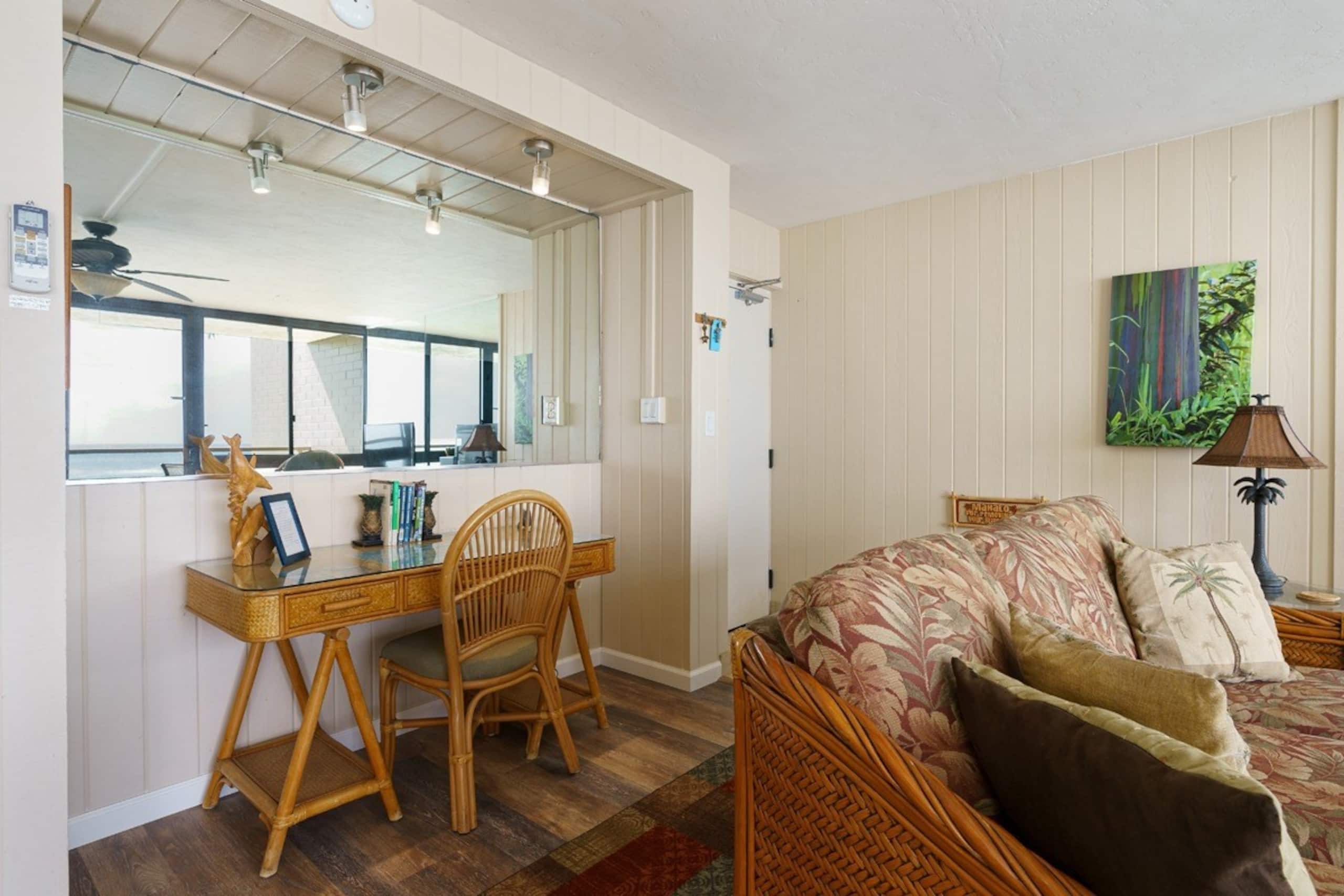 Ocean Front, Kuhio Shores, 30 ft to the water A/C - Photo 4