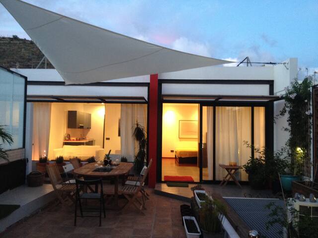 VERY QUIET PENTHOUSE-ÁTICO MUY TRANQUILO