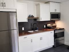 Private+Studio+Apartment+in+Home+Close+to+Downtown