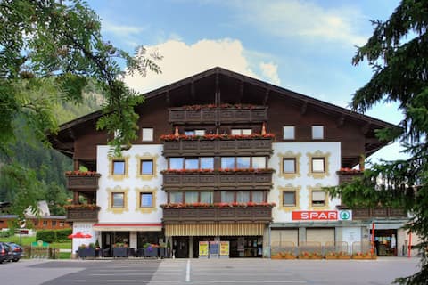 Apartments with mountain views St. Jakob