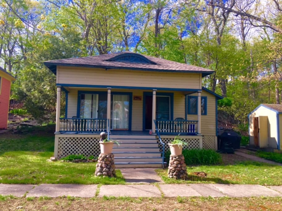 Candy House Cottage.