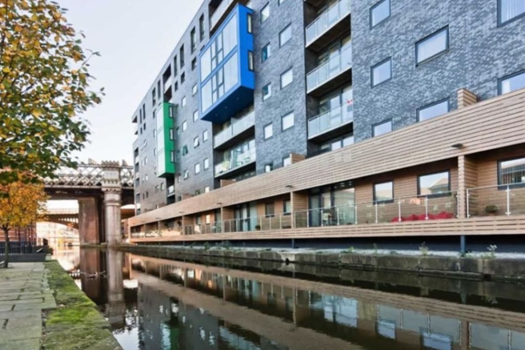 6th floor, canal facing apartment