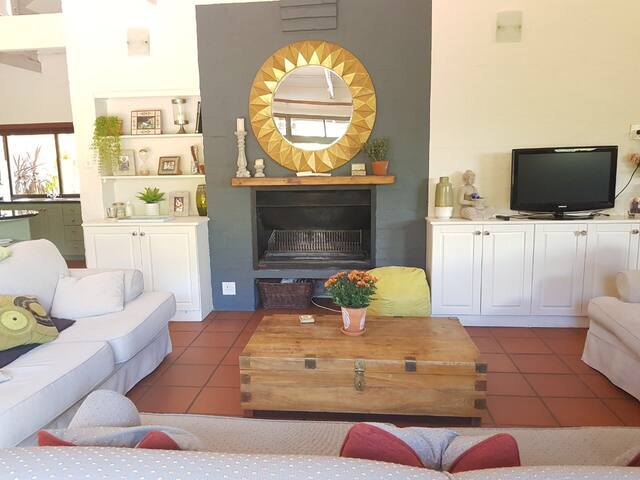 Hout Bay Haven for the Family gallery image 4