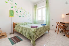 Molly+%26+Luna+Bnb+%28Room+in+Cagliari+center%29