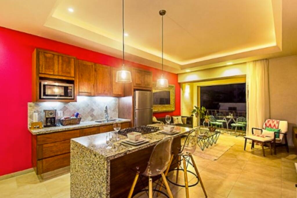 V177 206 Equipped kitchen