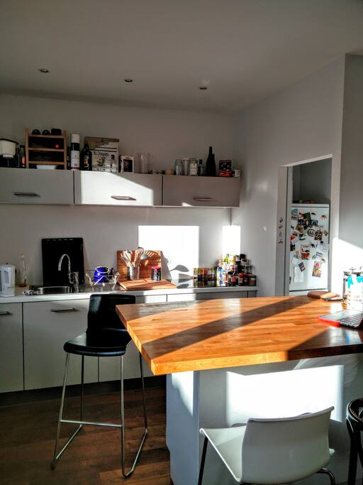 Kitchen area 2