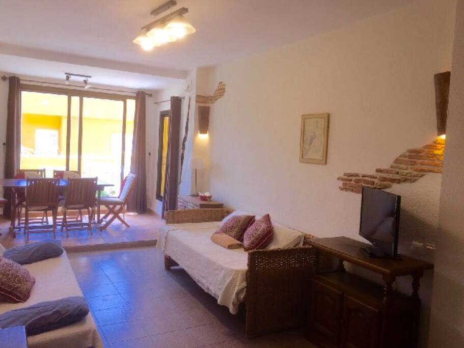 Spacious living and dining area