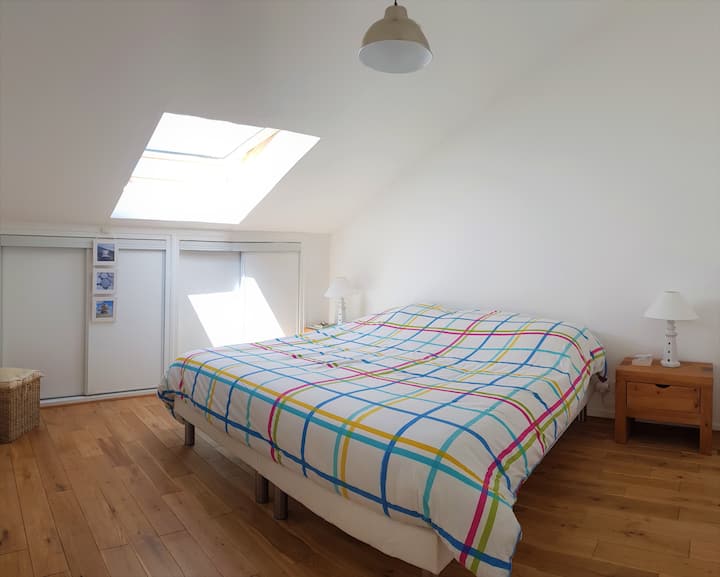 Dormitorio 1 con cama King size (180 x 200)