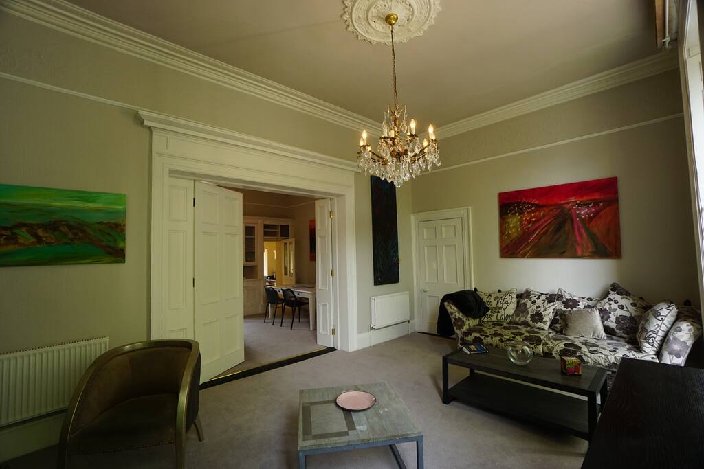 Top 100 Airbnb Rentals 2017 in Dublin, Ireland