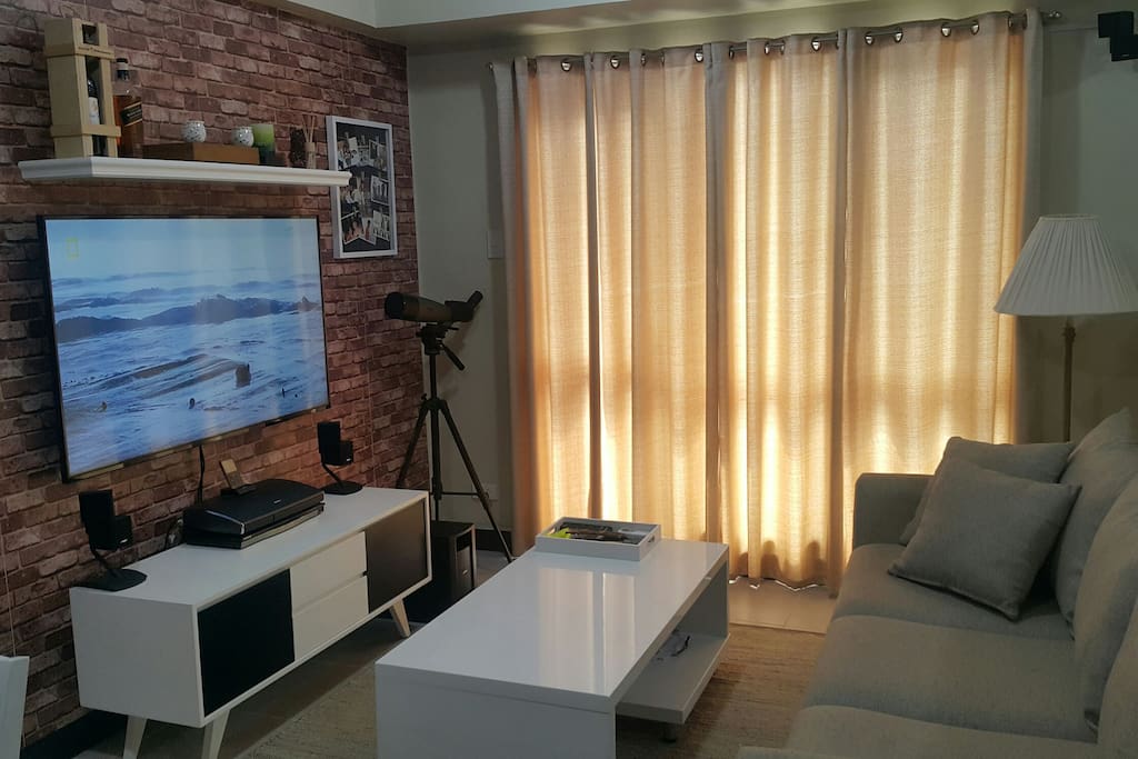 Air conditioned living room.
55inch TV with excellent surround sound system.