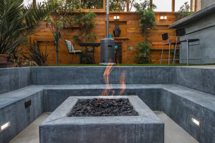 Family+ Kids Resort Paradise! BEACH, POOL, TOYS! gallery image 5