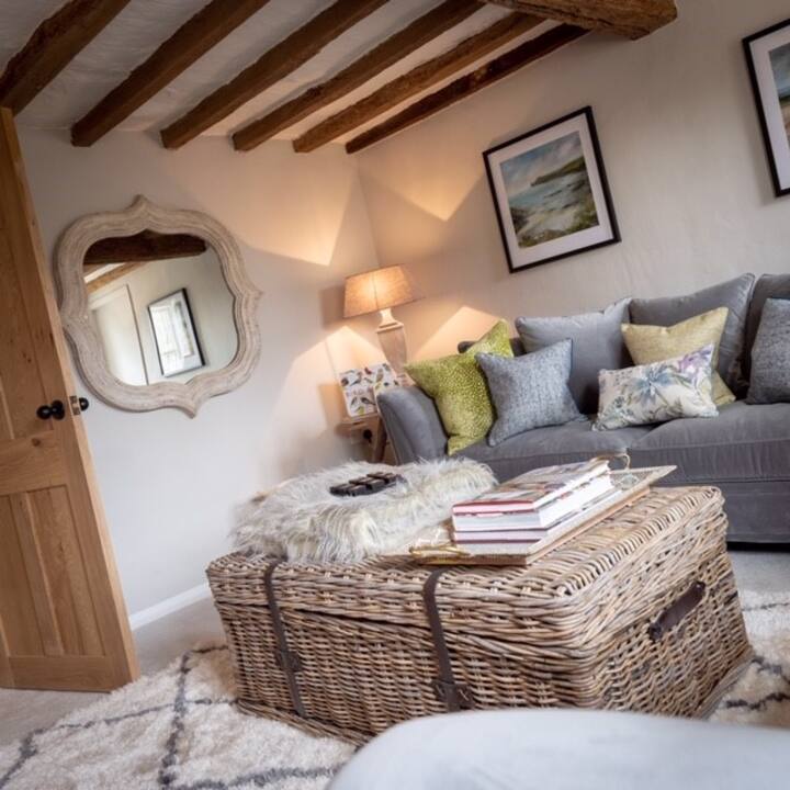 Beautiful Grade Ii Listed, Fully Renovated Cottage - Oakham
