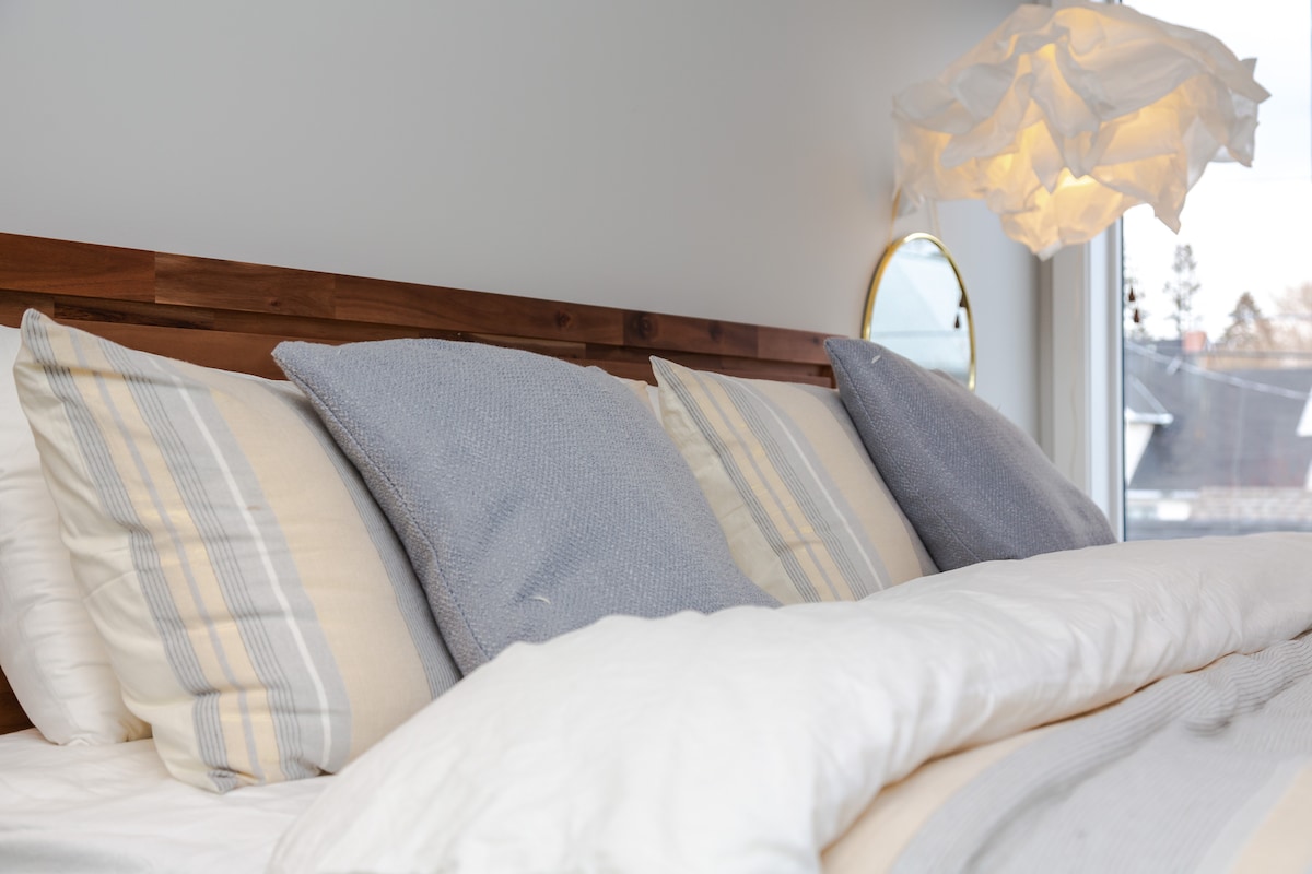 Суперголяма спалня