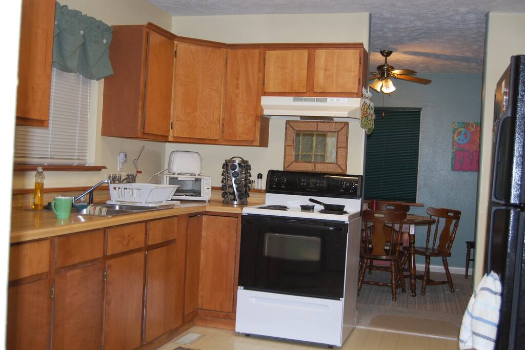 Fully equipped kitchen