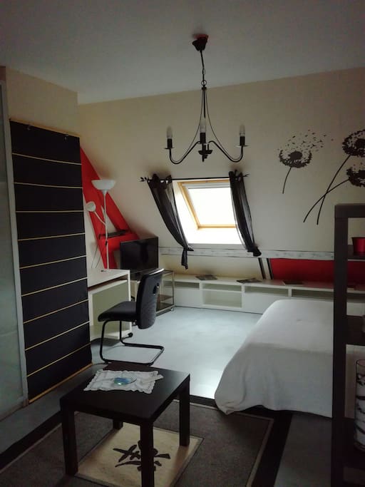 bureau +télé écran plat