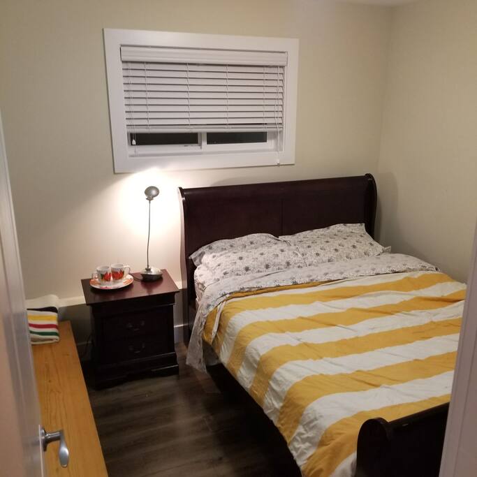 Bedroom Suite Queen Bed