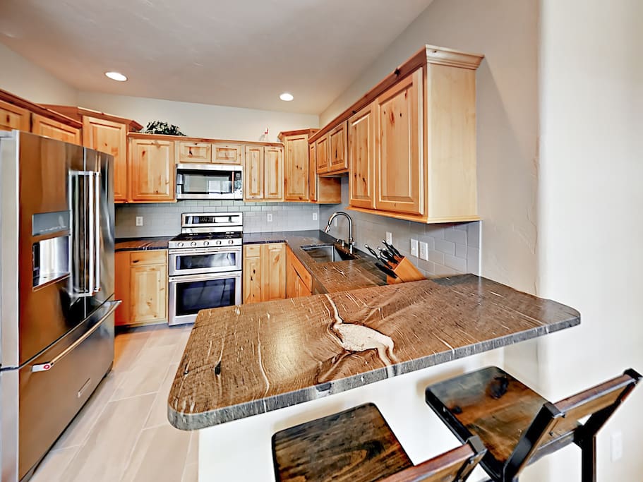 The chef of the group will appreciate a gourmet kitchen with quality stainless steel appliances.