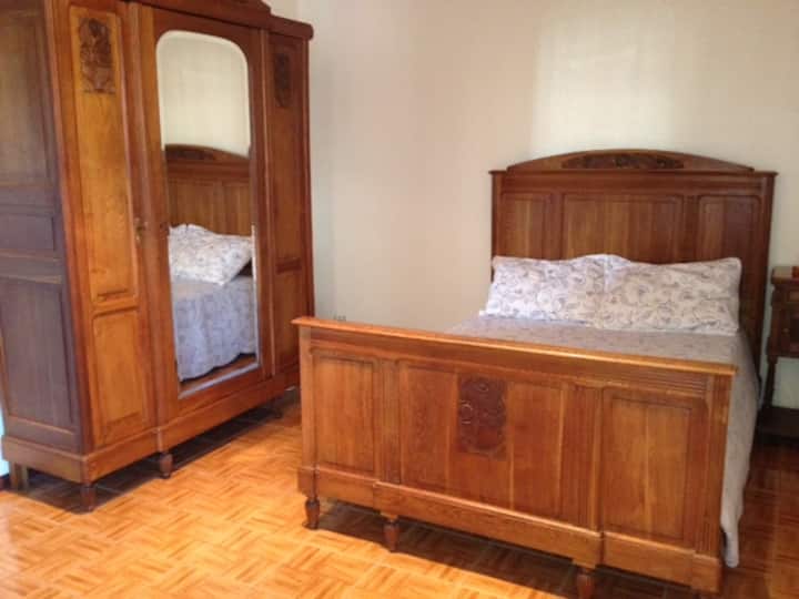 Bdrm 2