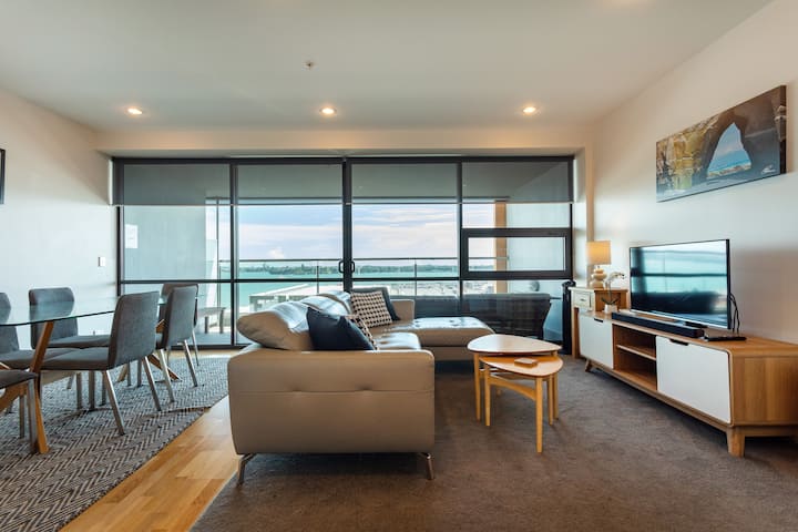 Stunning Views Central Apt - Auckland