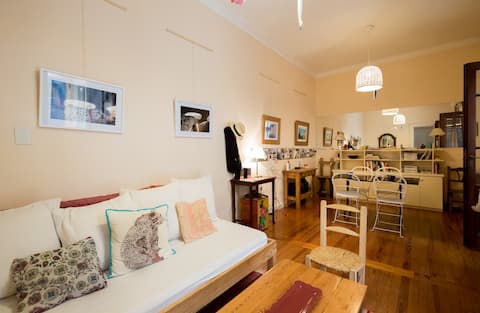 Popular Airbnb listing: Beautiful ap. with patio on Palermo in Comuna 14