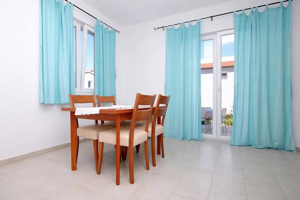 Dining room, Surface: 15 m²