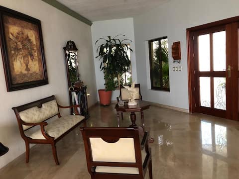 Popular Airbnb listing: Splendid house in Tlaquepaque in Jalisco