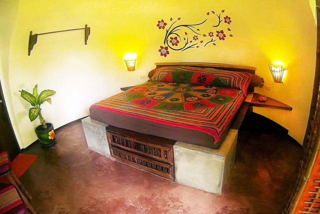 Red Bungalow (Inside)