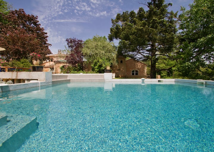 Beautiful loft close St. Emilion