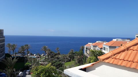 Imóvel de sucesso: Ocean panorama on the top floor em São Martinho