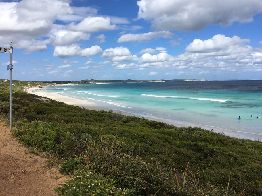 Vivonne Bay-a short walk from BTB