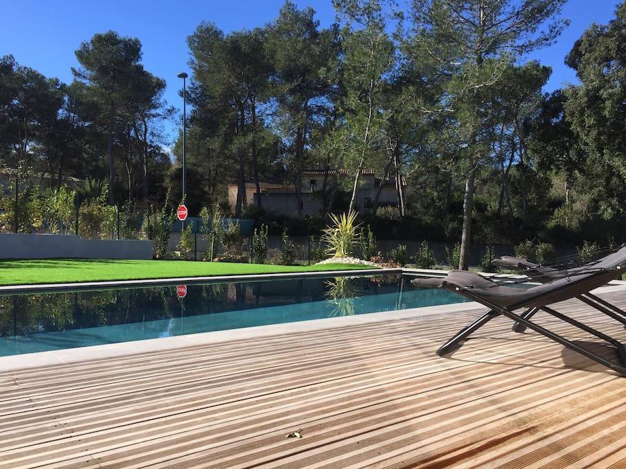 Vue de la chambre (terrasse côté Sud)