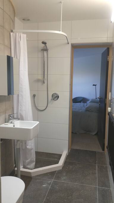 Clean, private ensuite