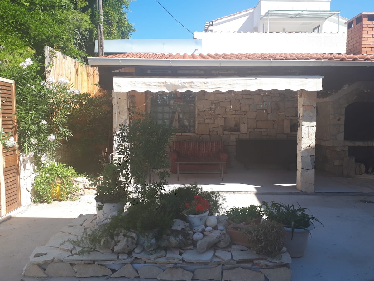 Villa Lapis Vis — property photo 23