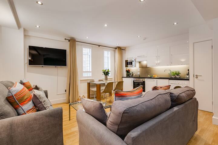 Two Bedroom Apartment 041 (624 SQ FT) gallery image 2