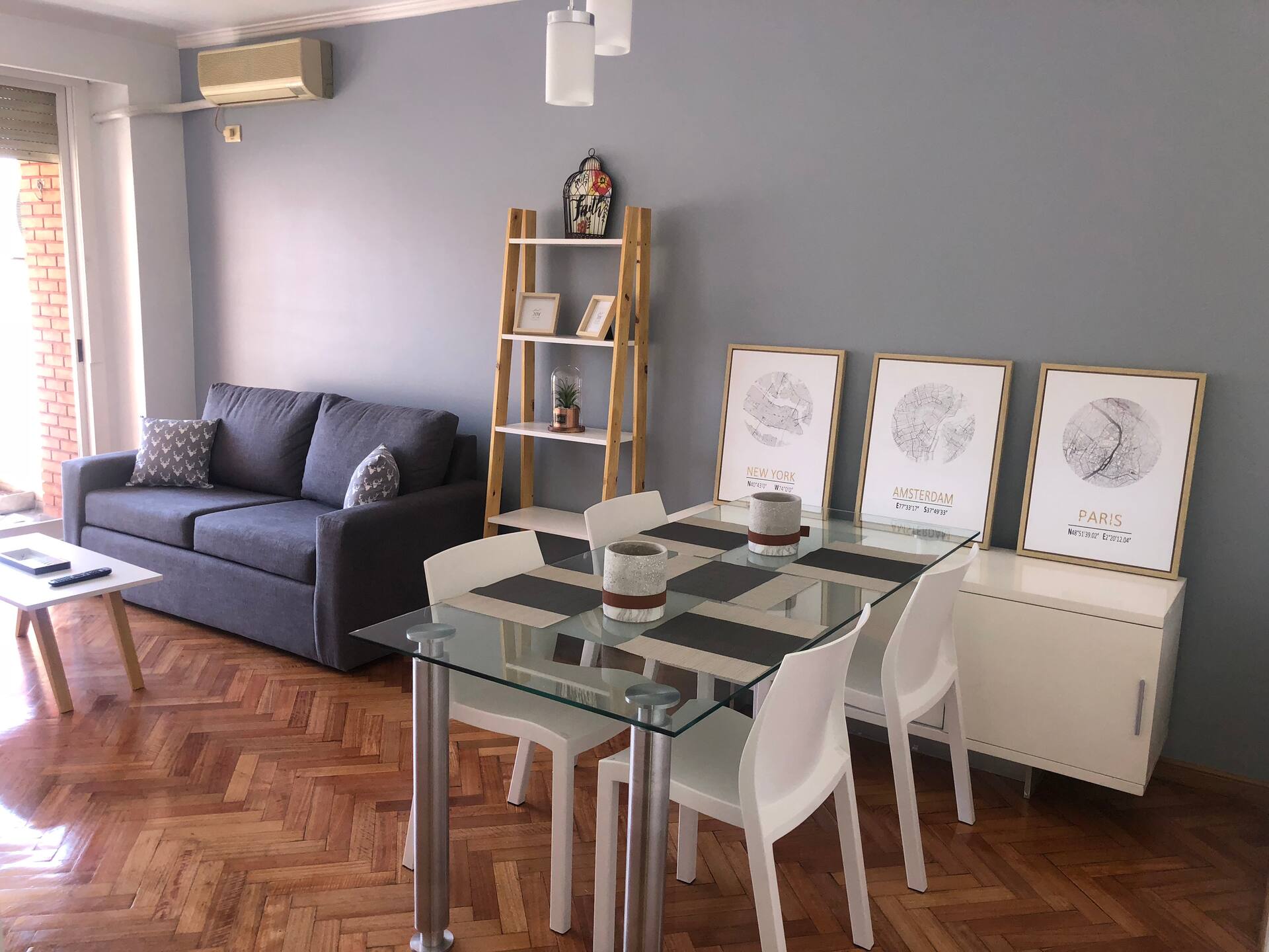 Your Home in the Heart of the City - 2 Environments