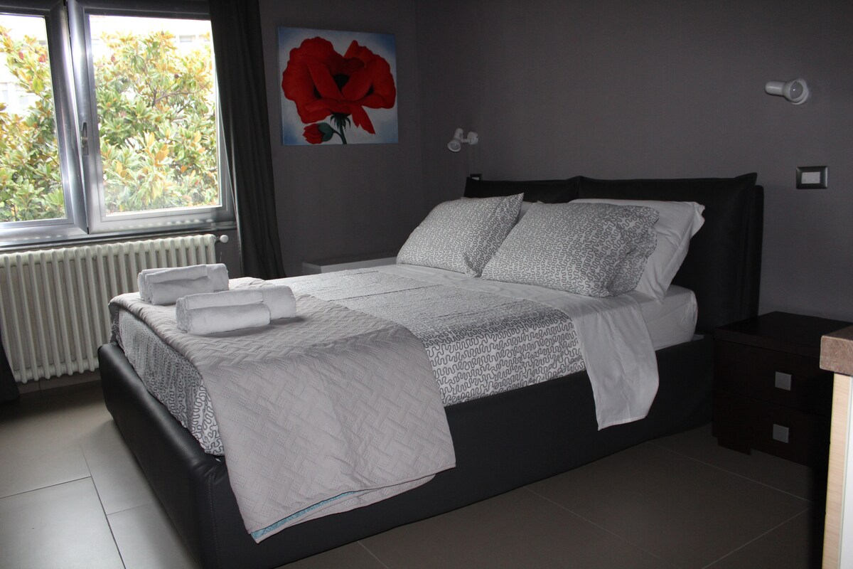 Cushioned bed, maximum comfort with memory foam mattress