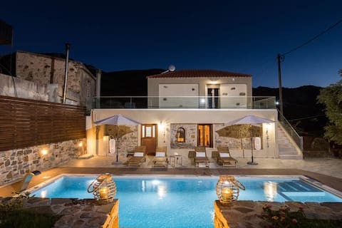 Tzouganos Villa