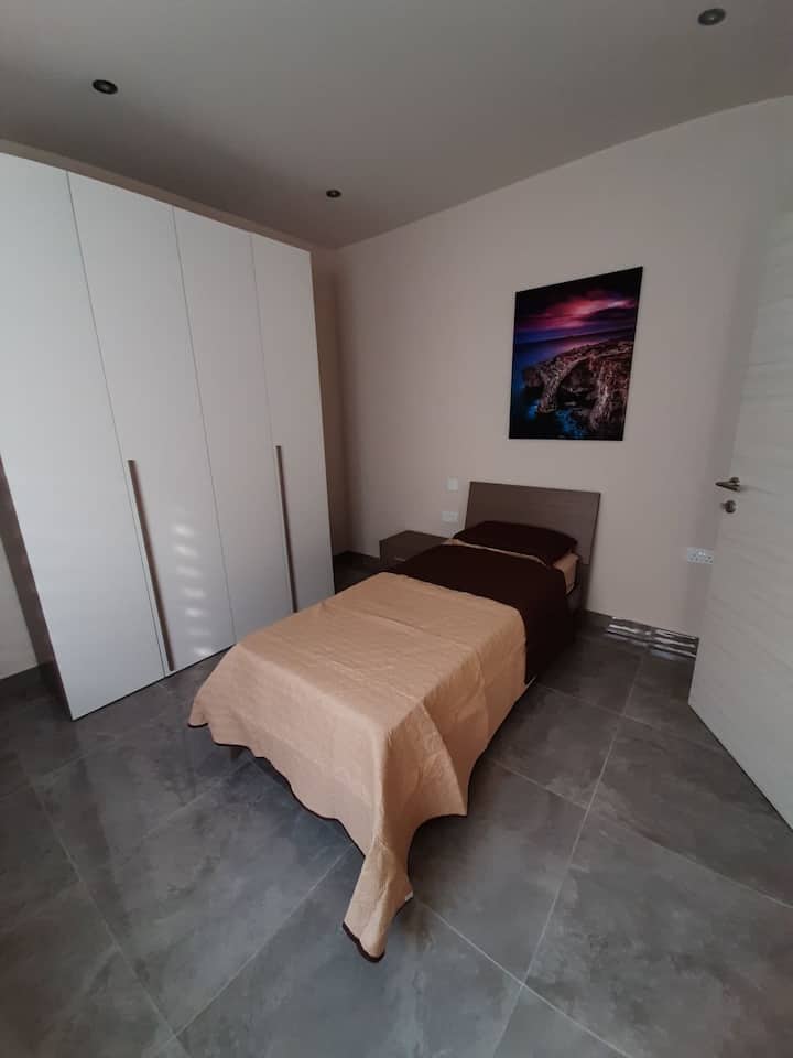 غرفة النوم 1