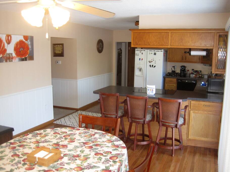 Kitchen Lunch Counter