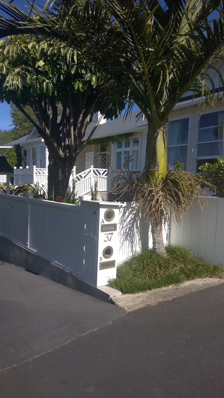 Parnell Boutique Studio/Bedsit Apartments for Rent in Auckland